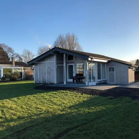 B 2 Direkt Am Binnensee- Seeblick By Interhome Casa vacanze Grosswurden